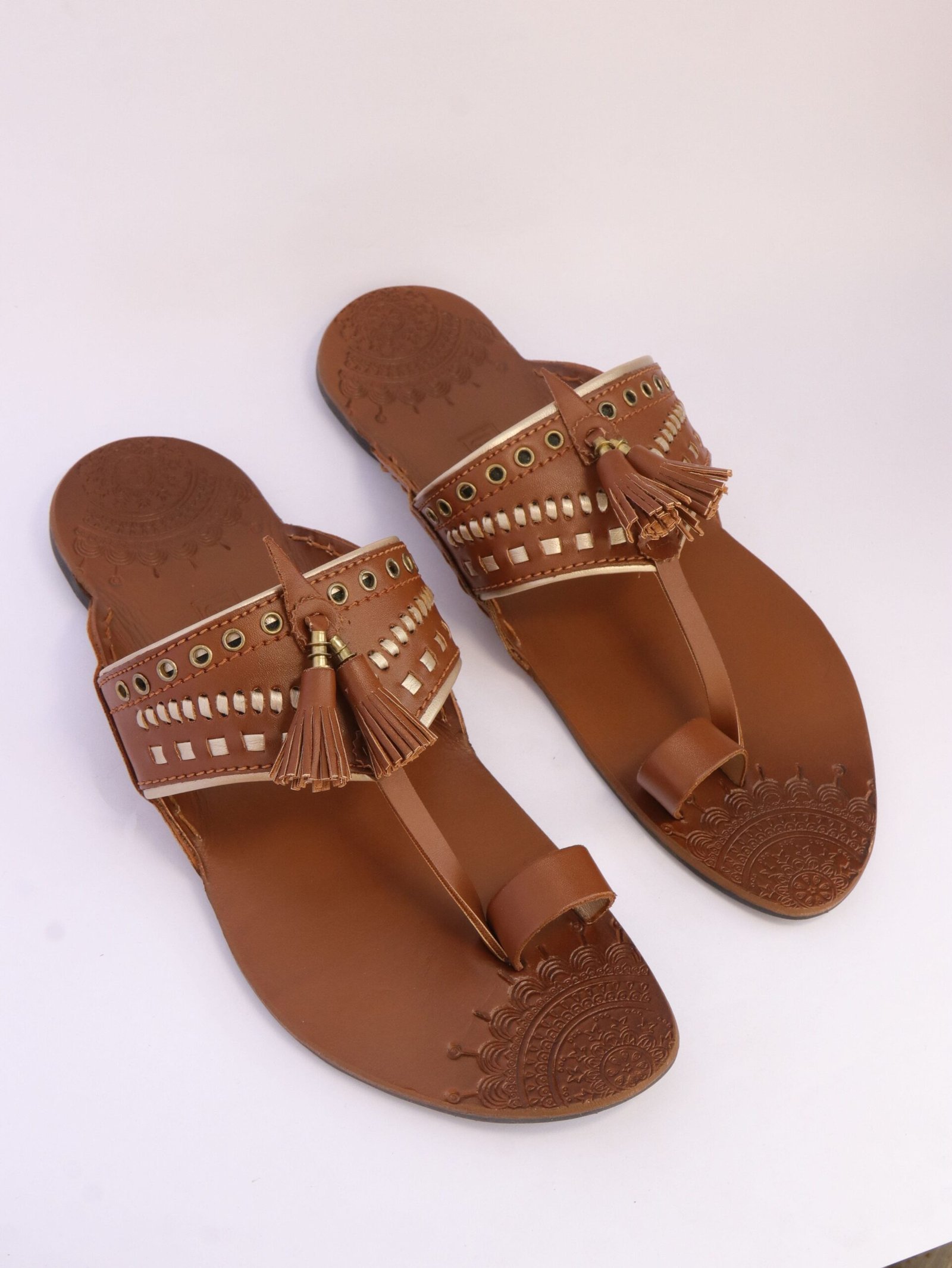 dhk 201101 20116 images 0 1 scaled 1.jpg